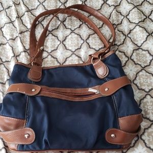 Shoulder bag